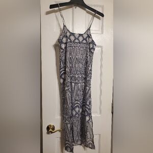 H&M Elegant Black and White Patterned Dress 8
